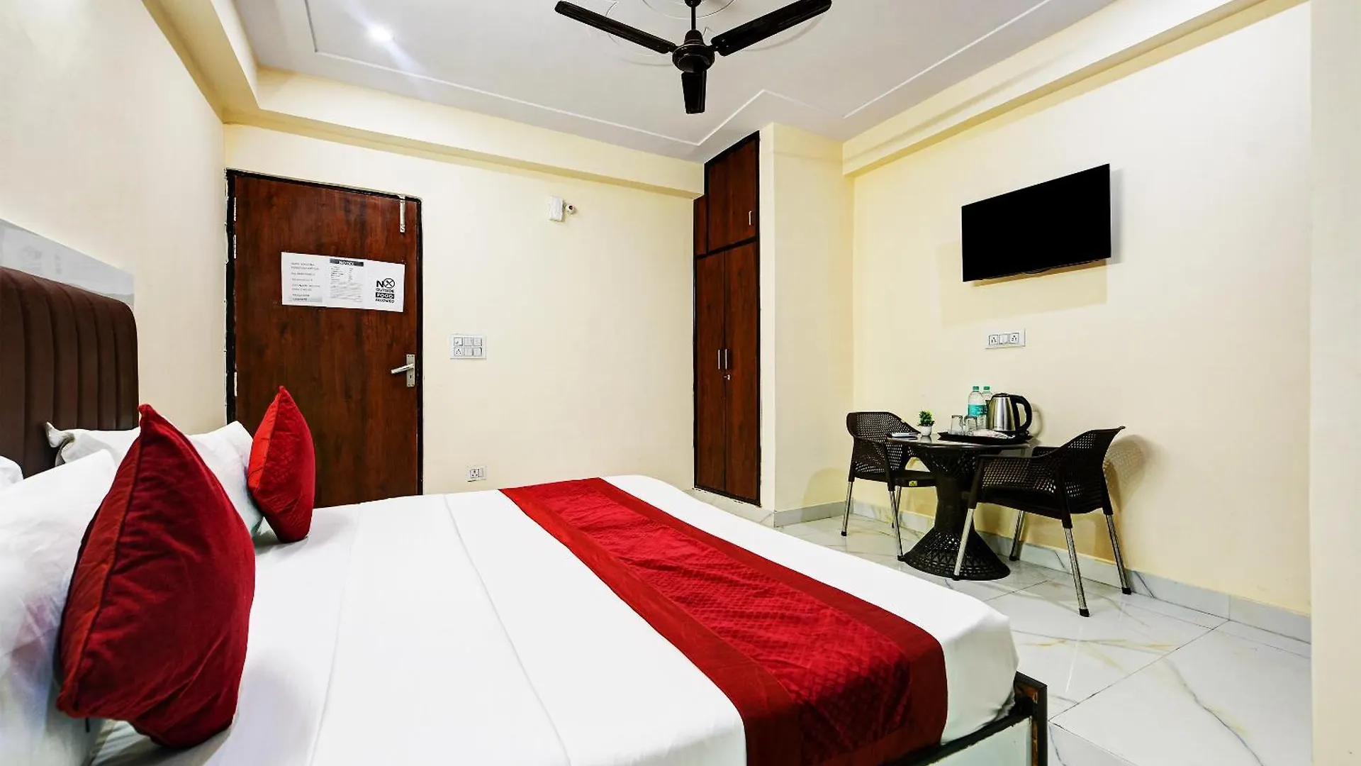 Hotel Krishna Tower Delhi