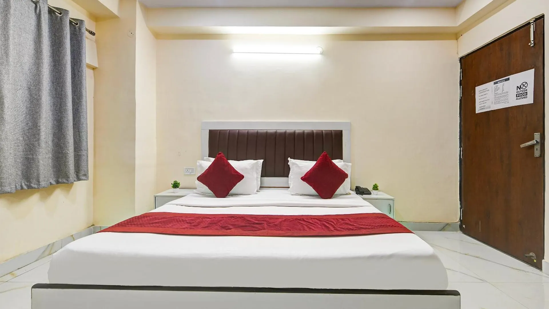 Hotel Krishna Tower Delhi  3*, Delhi (National Capital Territory of India)