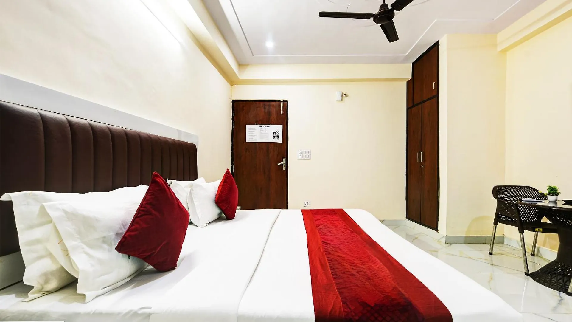 Hotel Krishna Tower Delhi